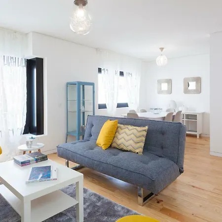 Urban Views Townhouse Infante-2